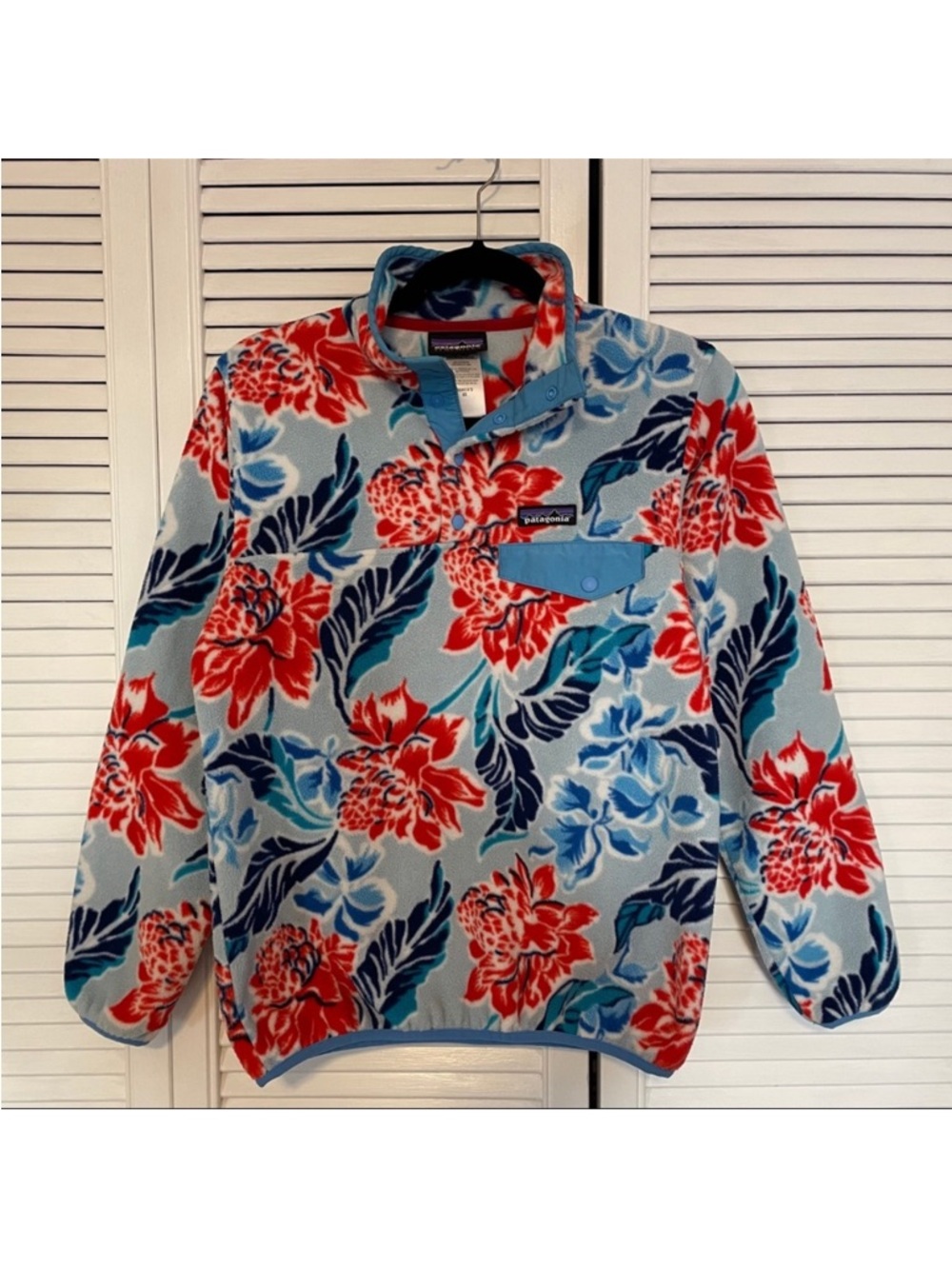 Patagonia Hawaiian floral print synchilla sweater